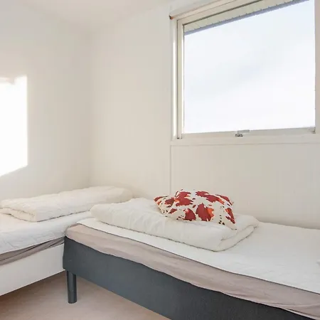 6 Person In レムヴィー