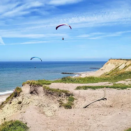 6 Person In * レムヴィー